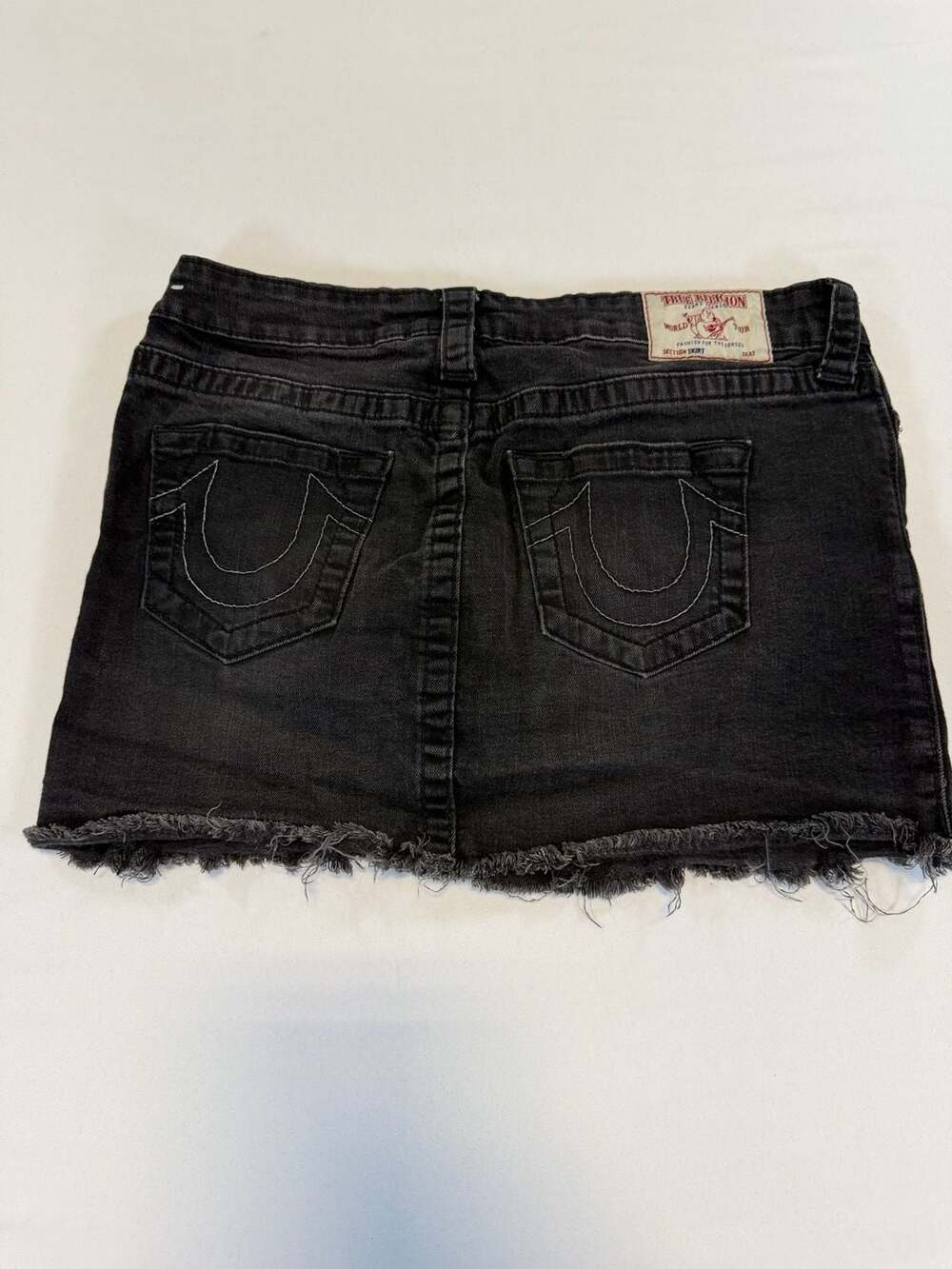 True Religion Section Skirt Black Denim Raw Hem Size 29 - Picture 5 of 7